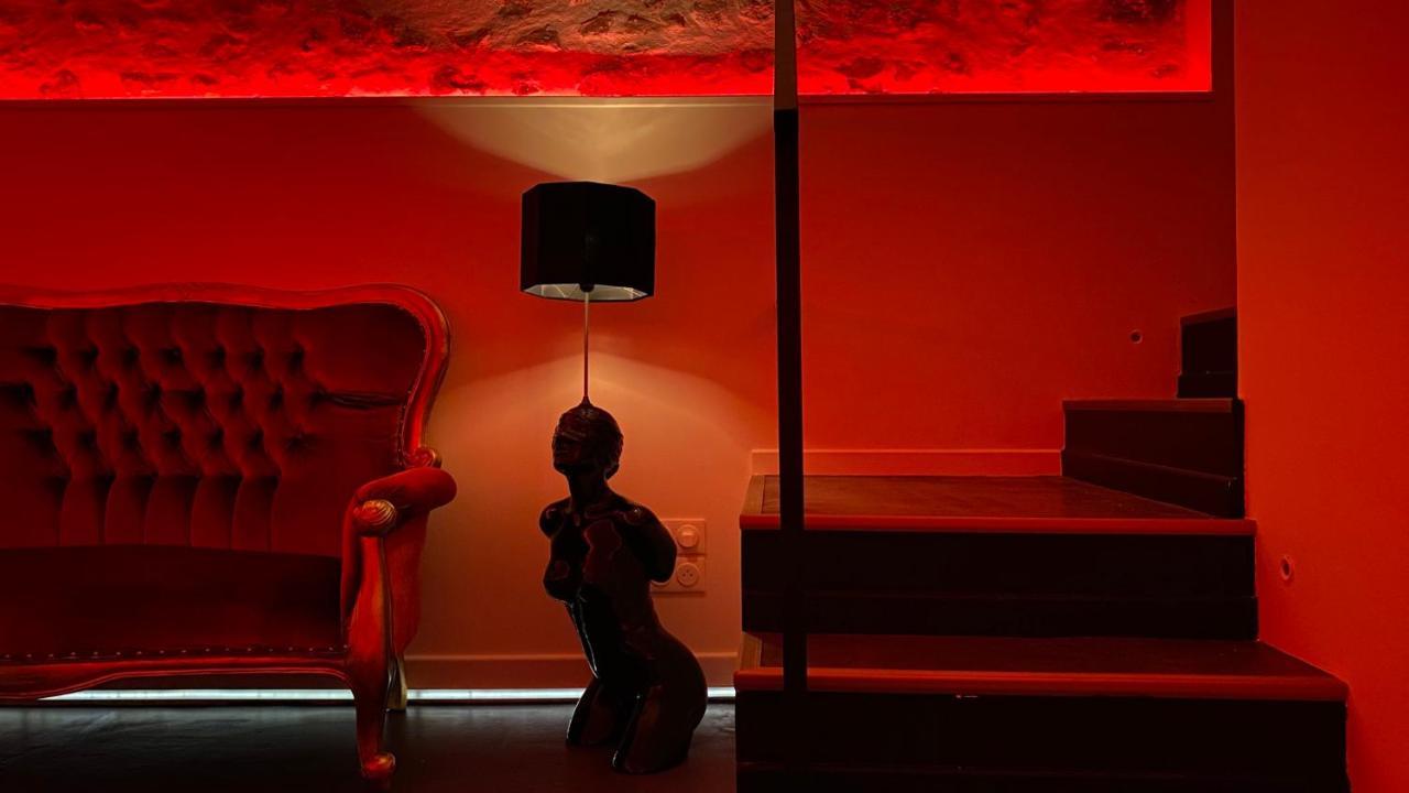 Nouveau - Luxure - Secret Suite - Jacuzzi Melun Eksteriør billede